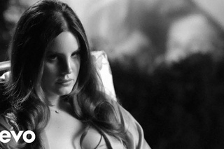 Lana Del Rey - Music To Watch Boys To [Рифмы и Панчи]