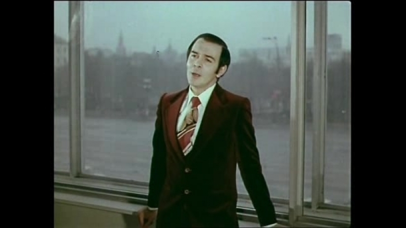 Магомаев шагает солнце по бульварам. Магомаев шагает солнце по бульварам. Магомаев солнце любви твоей видео. Магомаев лучший город. Магомаев шагает солнце по бульварам.