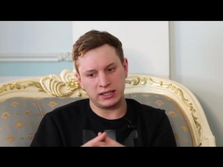 Сатир пародист. Сатир блоггер. Сатир блогер. Сатир блогер. Сатир ютубер.