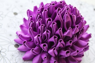 “Необычный“ Цветок Канзаши мастер класс / DIY Kanzashi