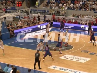 Во Дворце Спорта прошла первая игра финальной серии игр Лиги ВТБ.