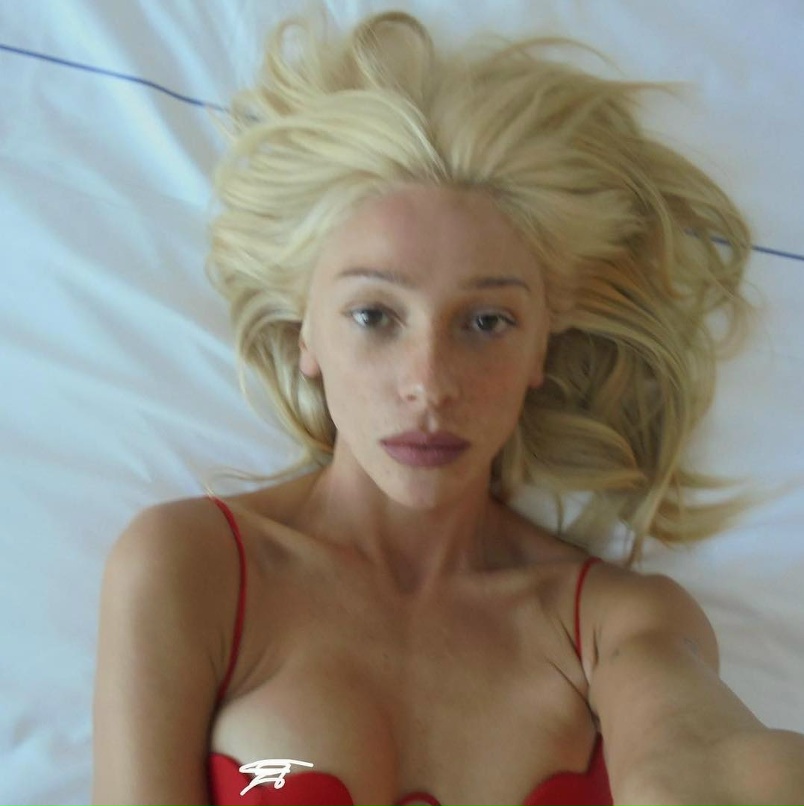 Почему и как Ивлеева так сильно похудела? Фото блогерши со скандальной "голой" в