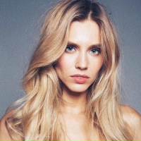 Катя Якушева |