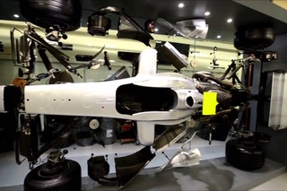 Jenson Button’s F1 car helps Wolverhampton University students